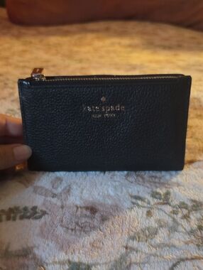 kate spade Black Pebbled Leather Zip Card Case with Gold Logo